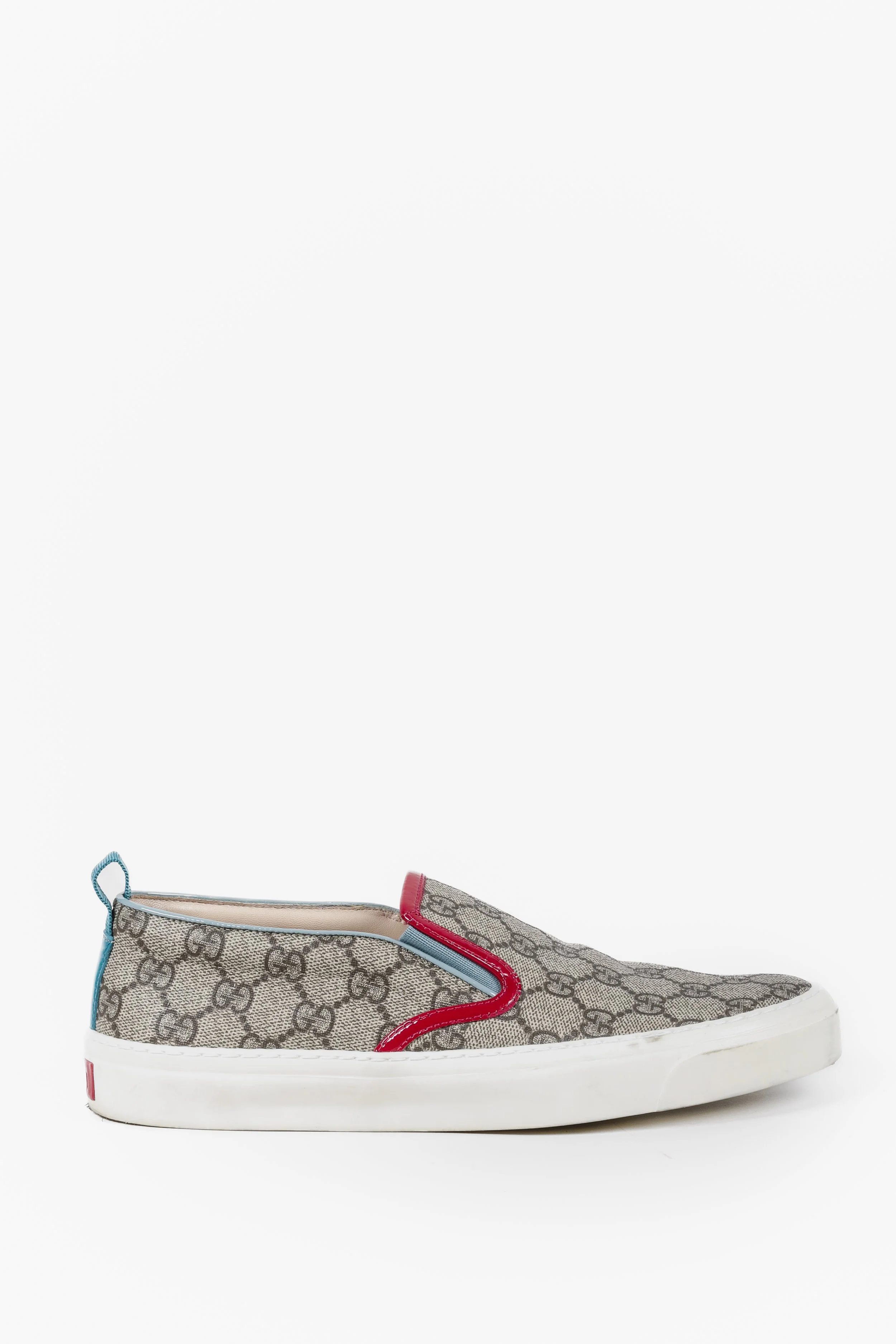 Gucci slide discount on sneakers